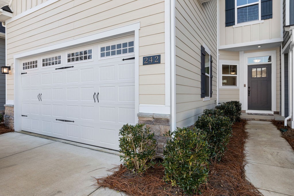 242 Marion Drive Spring Hill, TN 37174 - Photo 3 of 24 a view of a building