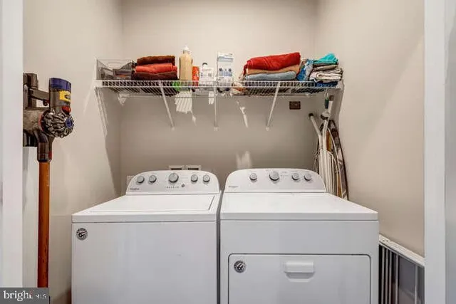 $5,250 | 12258 Sessile Commons, Fairfax, VA 22030