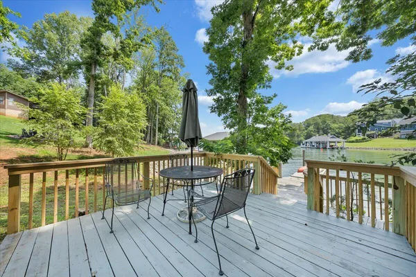 $1,349,900 | 428 Anchor Drive, Moneta, VA 24121