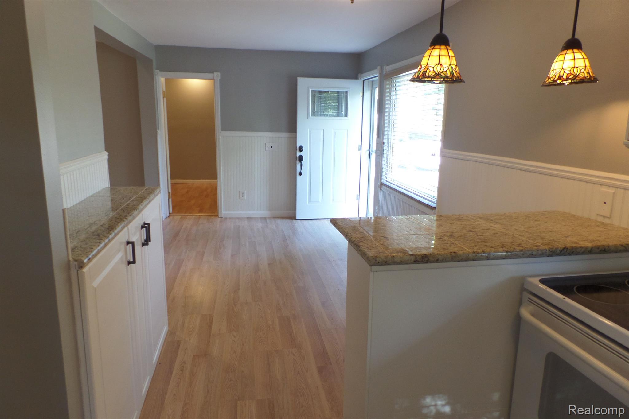 469 Deland Road Flushing, MI 48433 - Photo 9 of 24 Gallery Image 9