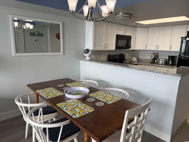 $1,800 | 2000 North Ocean Boulevard, Unit CAMELOT 911, Myrtle Beach, SC 29577