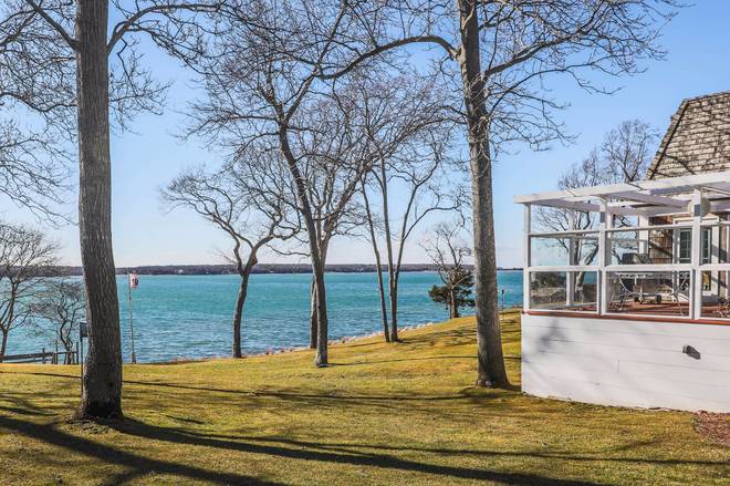 267 Three Mile Harbor Road East Hampton, NY 11937 - Photo 5 of 28 Gallery Image 5
