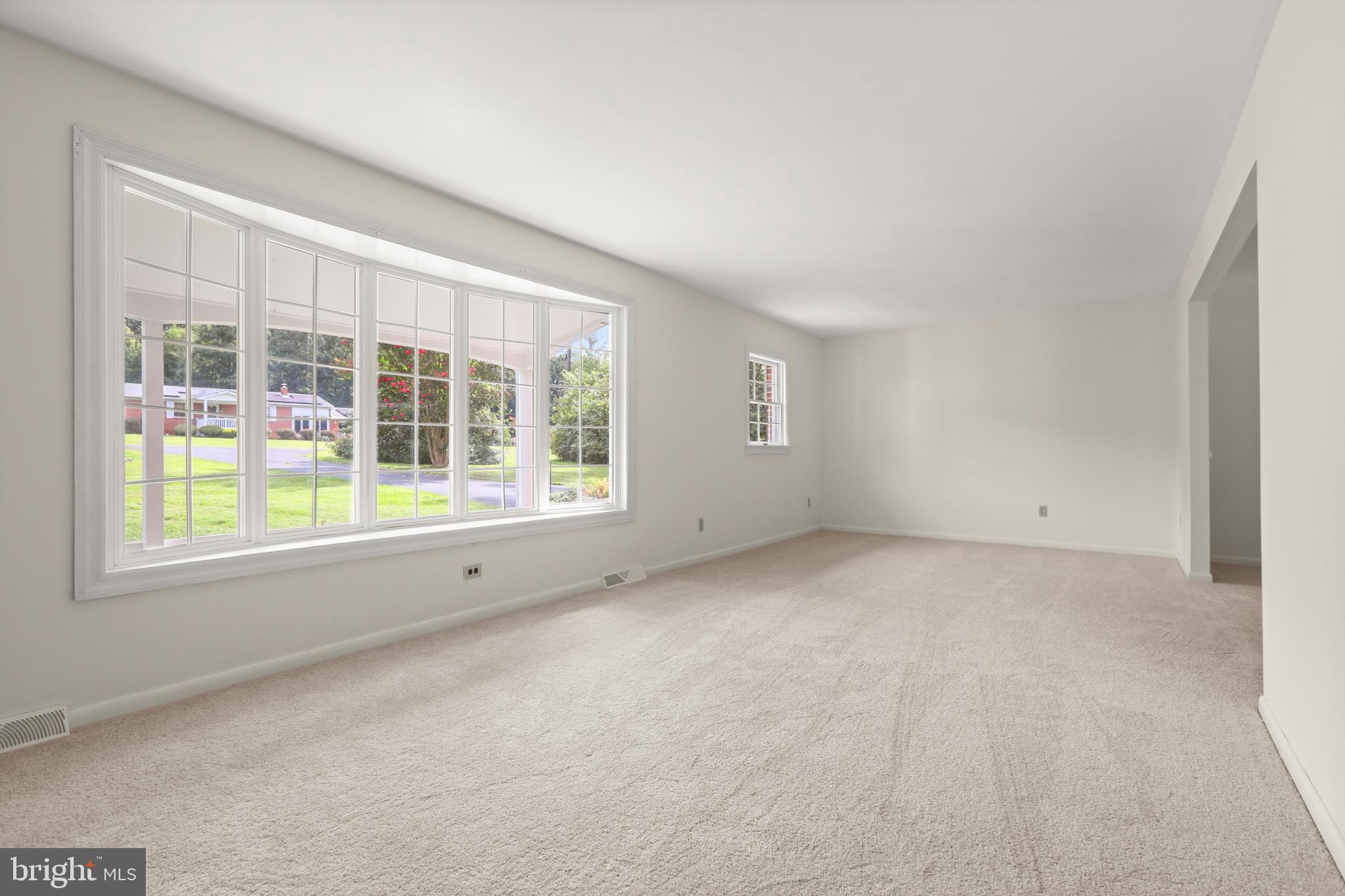 2402 Beverly Drive Joppa, MD 21085 - Photo 18 of 53 an empty room with a window