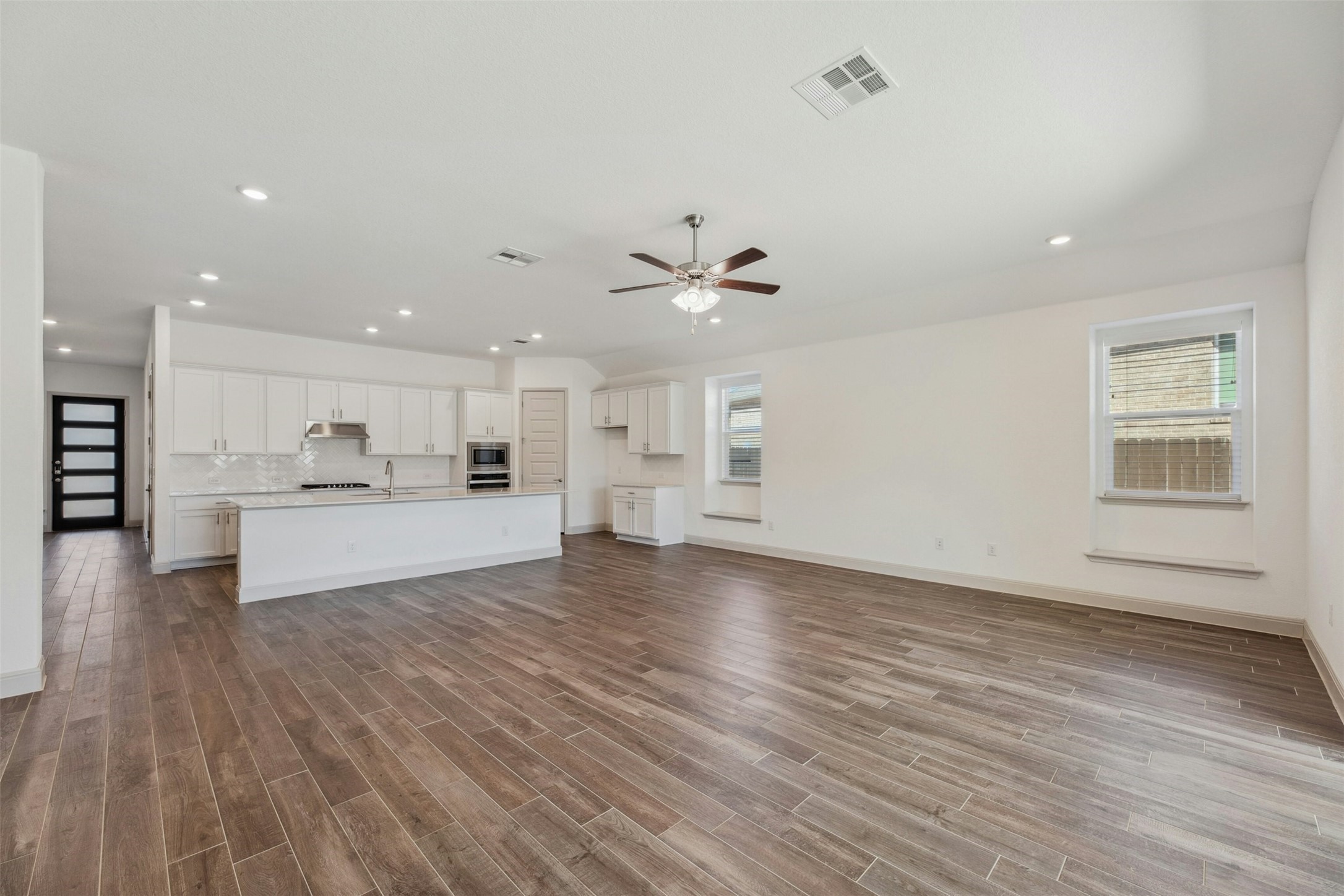1736 Weavers Bend Georgetown, TX 78628 - Photo 13 of 40