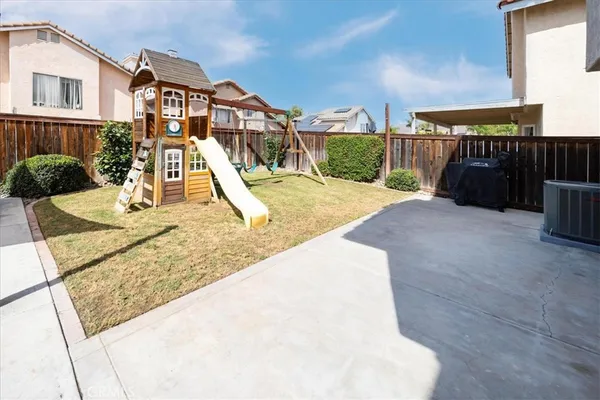 $569,999 | 29855 Corte Cruzada, Menifee, CA 92584