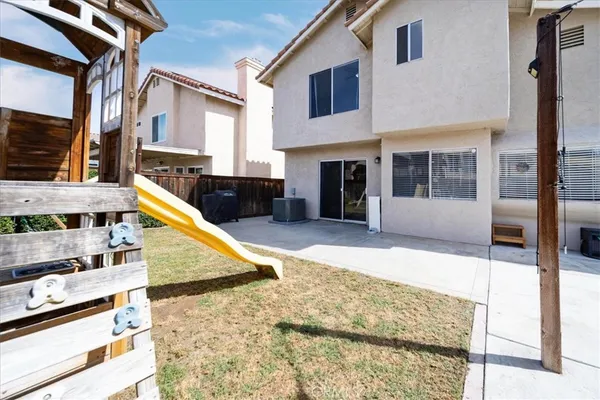 $569,999 | 29855 Corte Cruzada, Menifee, CA 92584