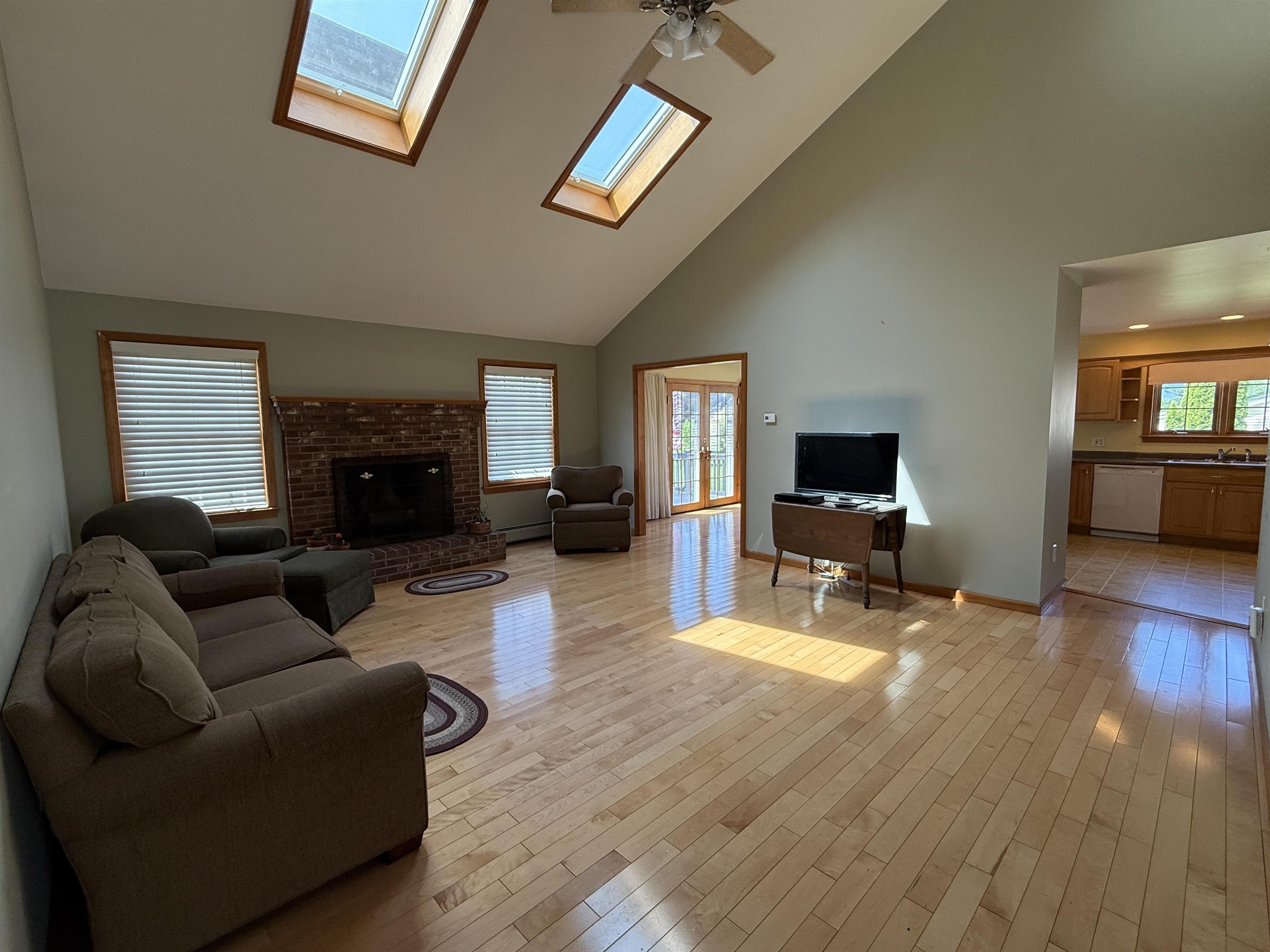 4 Lyman Avenue Rutland, VT 05701 - Photo 13 of 26