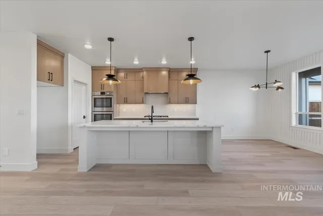 $999,900 | 2300 North Palaestra Avenue, Eagle, ID 83616