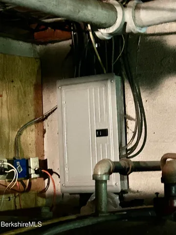 $699,900 | 3258 Main Street, Becket, MA 01223