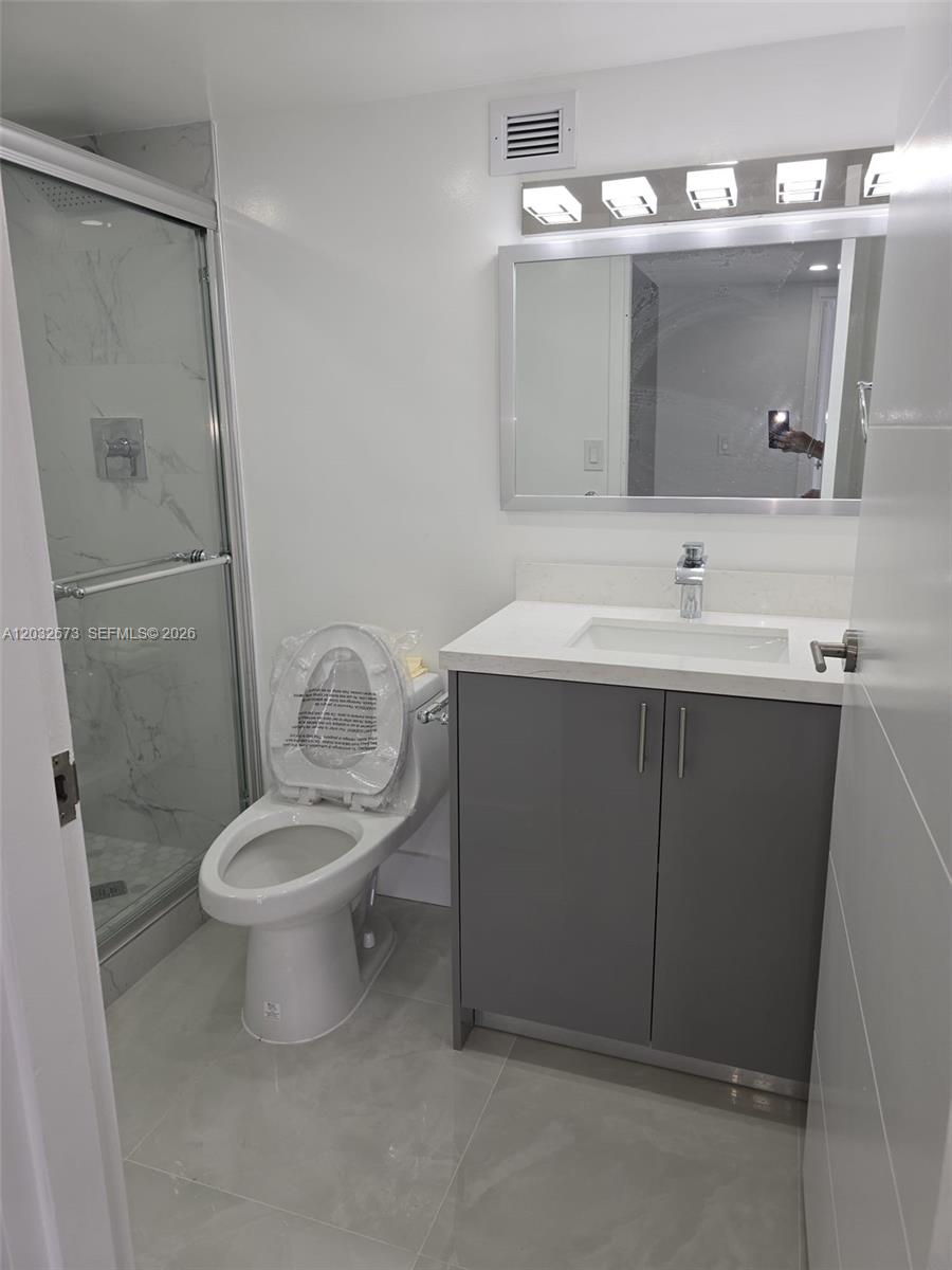 17021 North Bay Road, Unit 601 Sunny Isles Beach, FL 33160 - Photo 10 of 19
