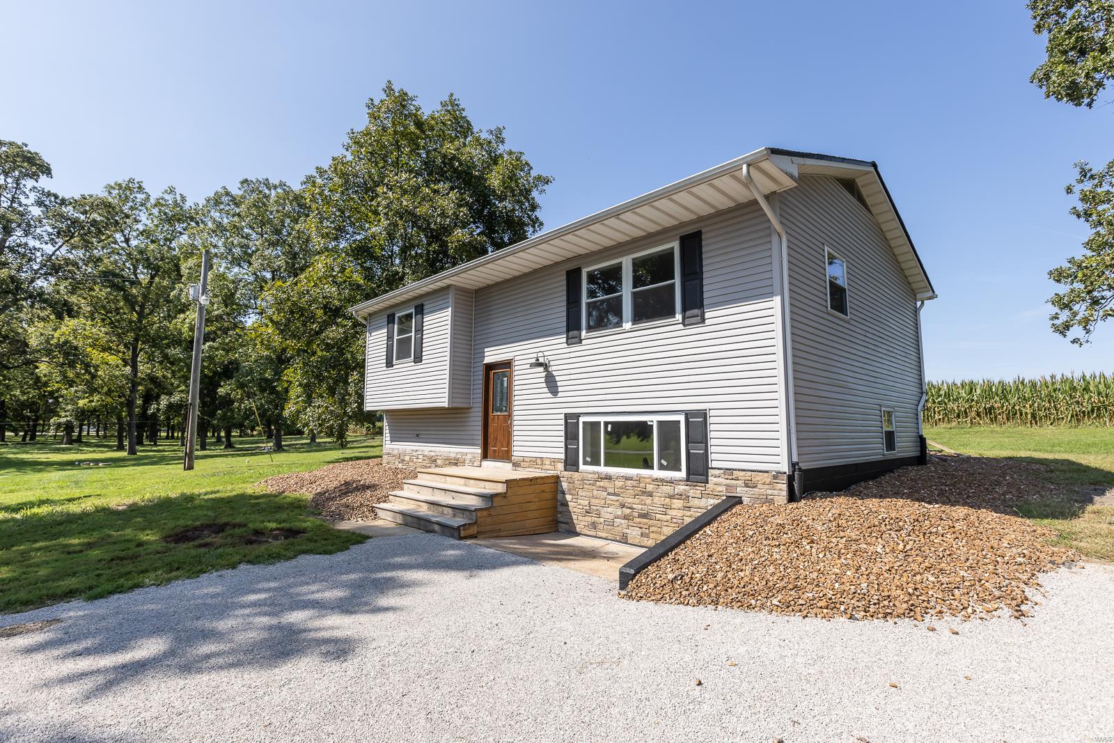 11531 Schlichter Road Mascoutah, IL 62258 - Photo 2 of 30 Gallery Image 2