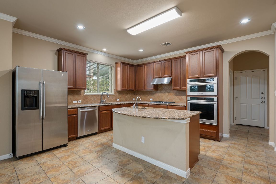 5301 Cypress Ranch Boulevard Spicewood, TX 78669 - Photo 13 of 40