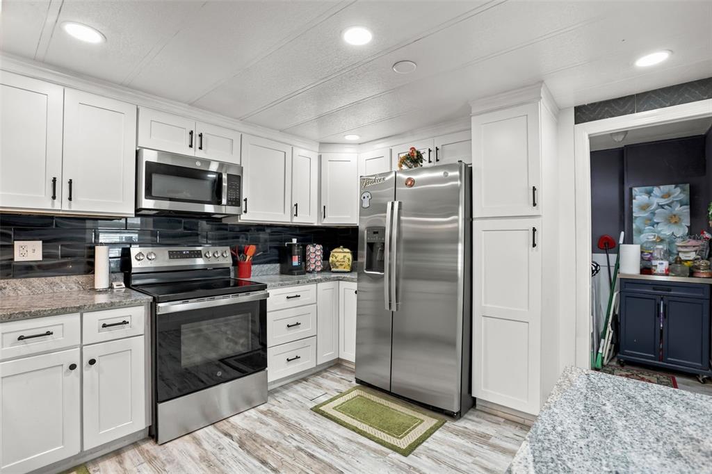 34 Da-Rosa Avenue DeBary, FL 32713 - Photo 9 of 43 Gallery Image 9