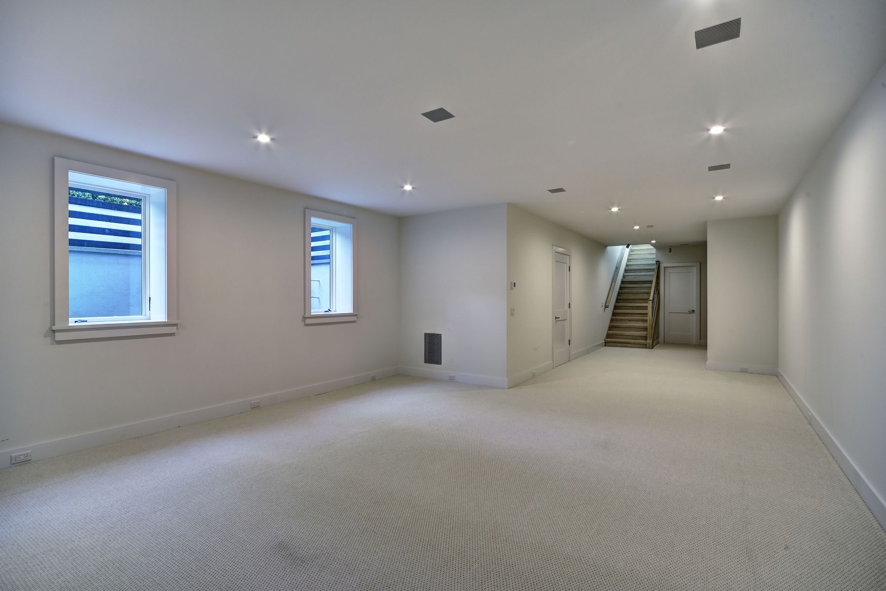 3 High Point Road East Hampton, NY 11937 - Photo 19 of 25 Gallery Image 19