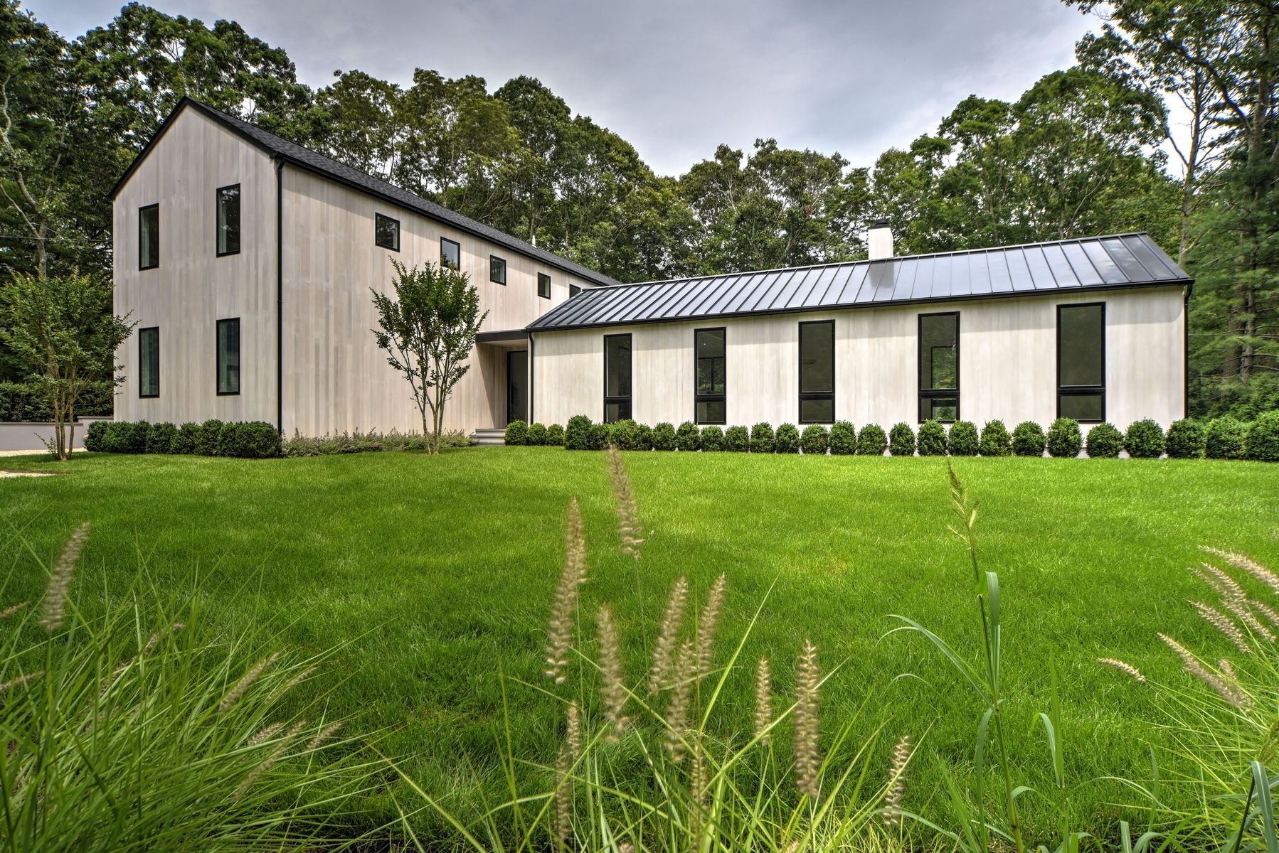 3 High Point Road East Hampton, NY 11937 - Photo 2 of 25 Gallery Image 2