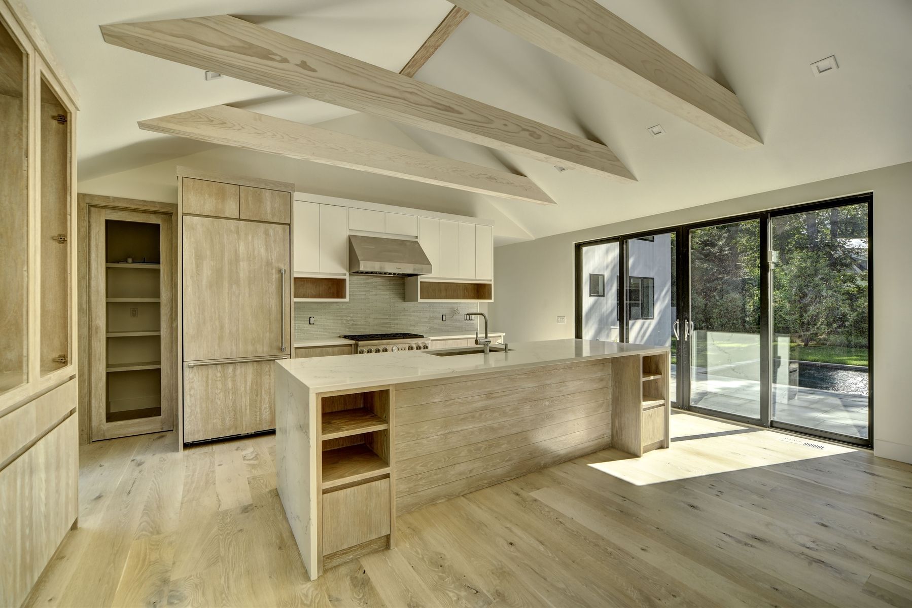 3 High Point Road East Hampton, NY 11937 - Photo 5 of 25 Gallery Image 5