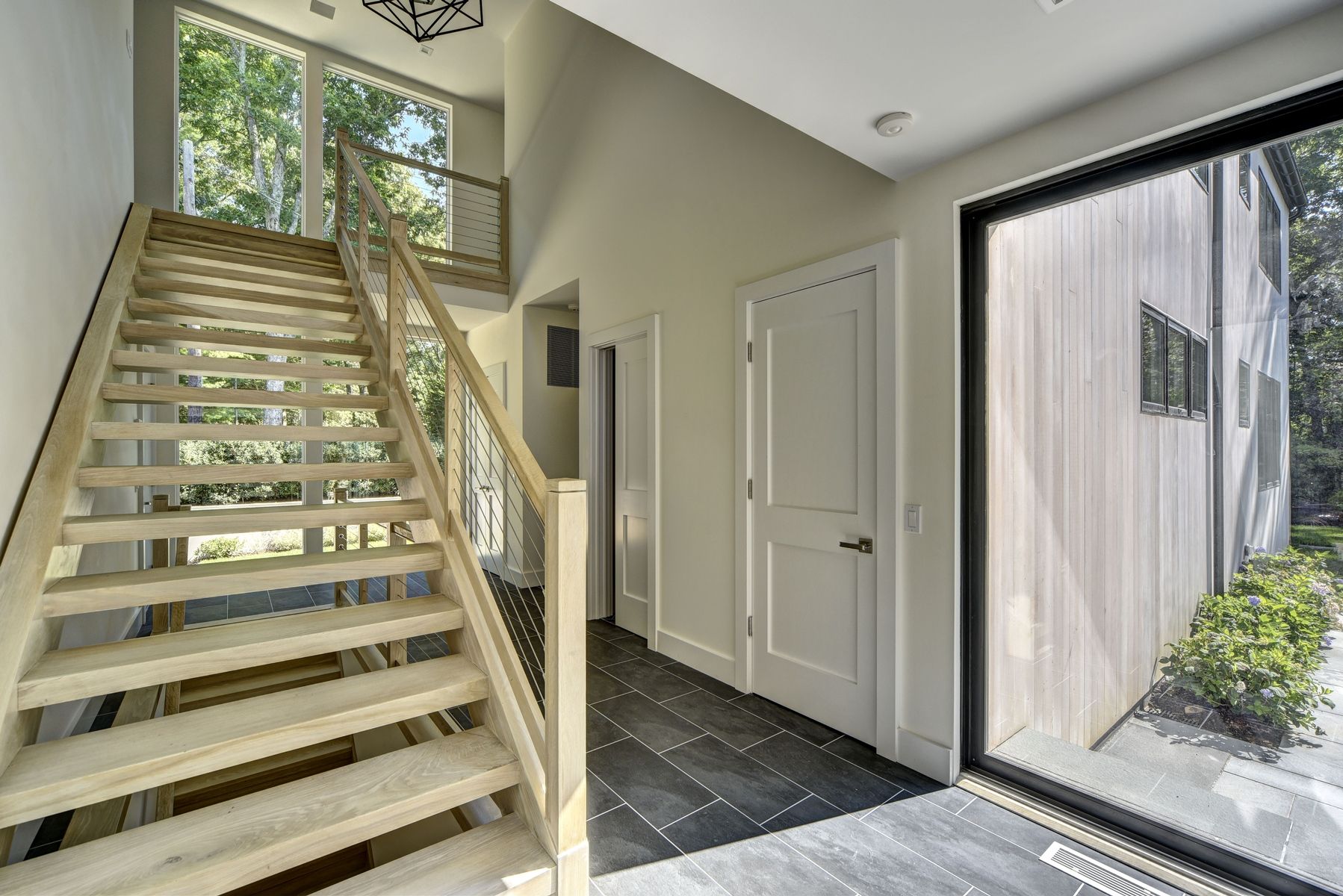 3 High Point Road East Hampton, NY 11937 - Photo 7 of 25 Gallery Image 7