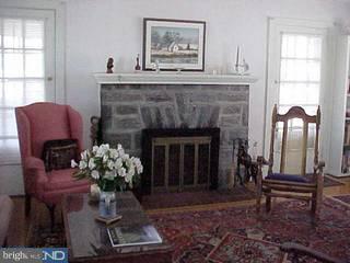 567 Kathmere Road Havertown, PA 19083 - Photo 2 of 5