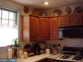 567 Kathmere Road Havertown, PA 19083 - Photo 4 of 5