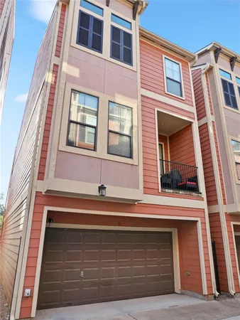 $3,250 | 1046 West 23rd Street, Unit H, Houston, TX 77008