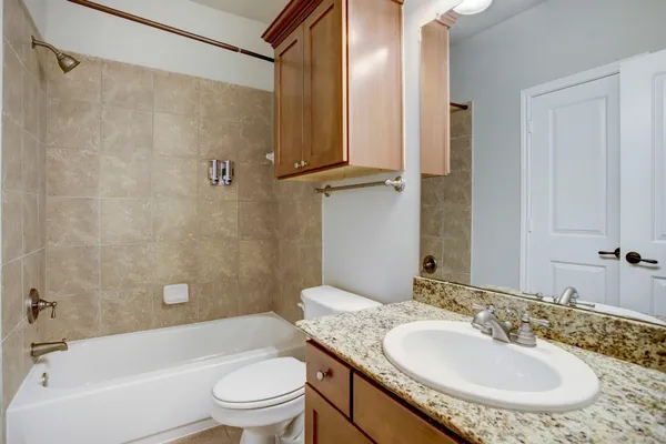 $3,250 | 1046 West 23rd Street, Unit H, Houston, TX 77008