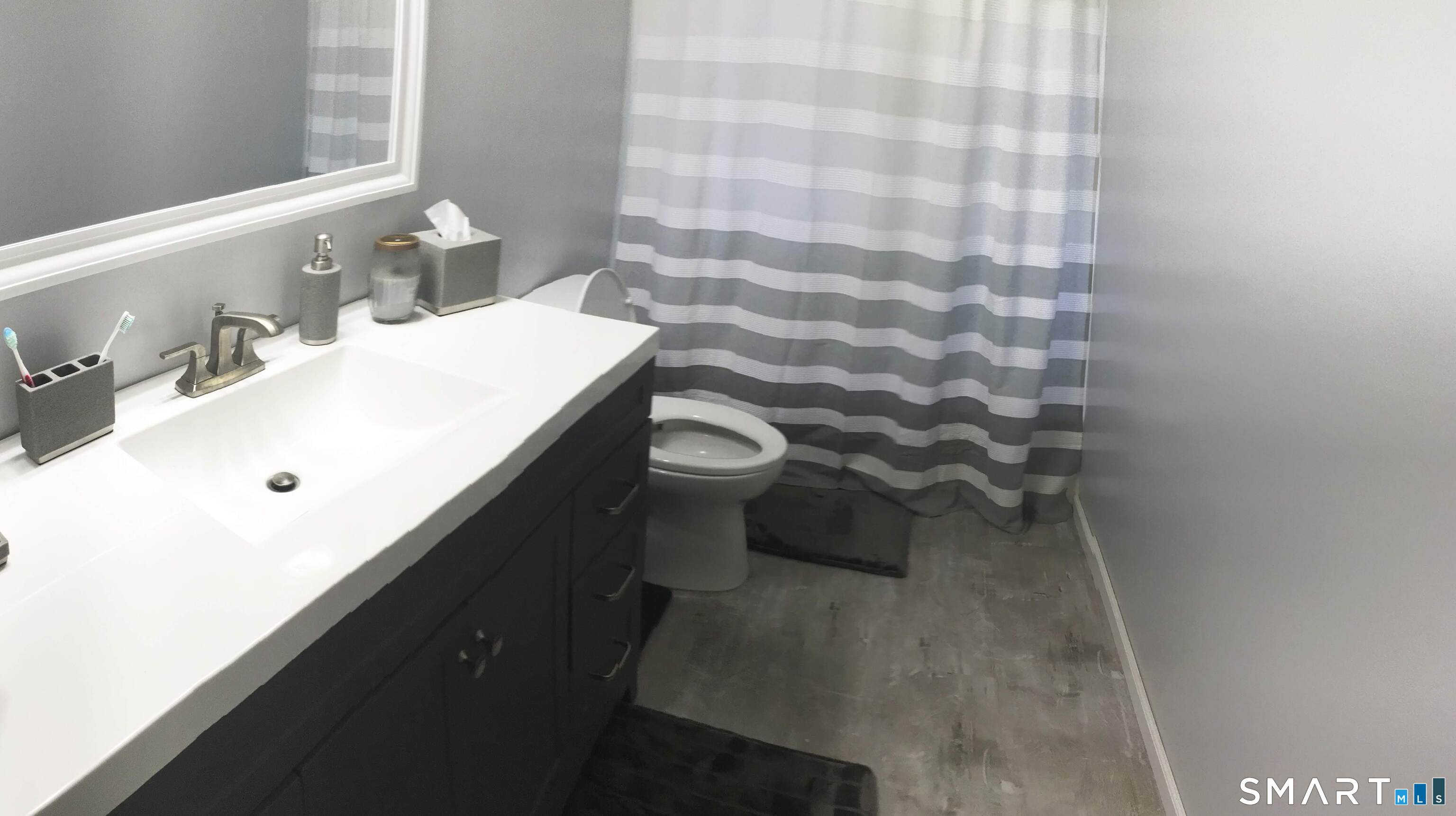 25 Rena Place Fairfield, CT 06825 - Photo 8 of 29