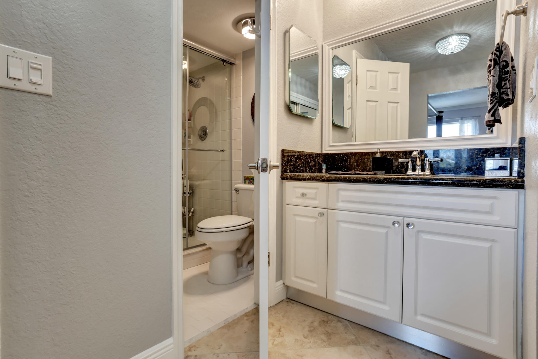 777 Jeffery Street, Unit 304 Boca Raton, FL 33487 - Photo 21 of 35 Master bathroom