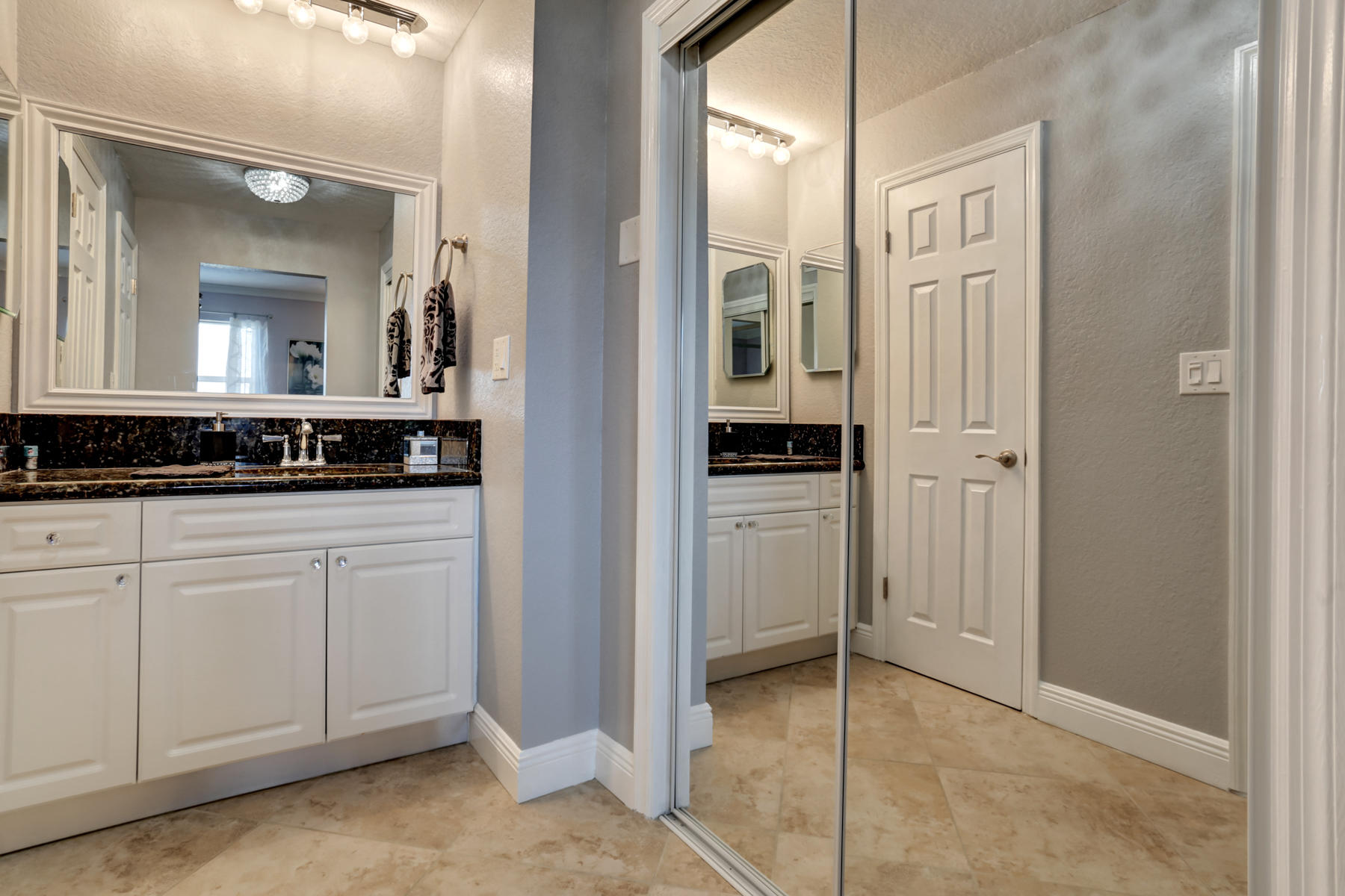 777 Jeffery Street, Unit 304 Boca Raton, FL 33487 - Photo 22 of 35 Master bathroom