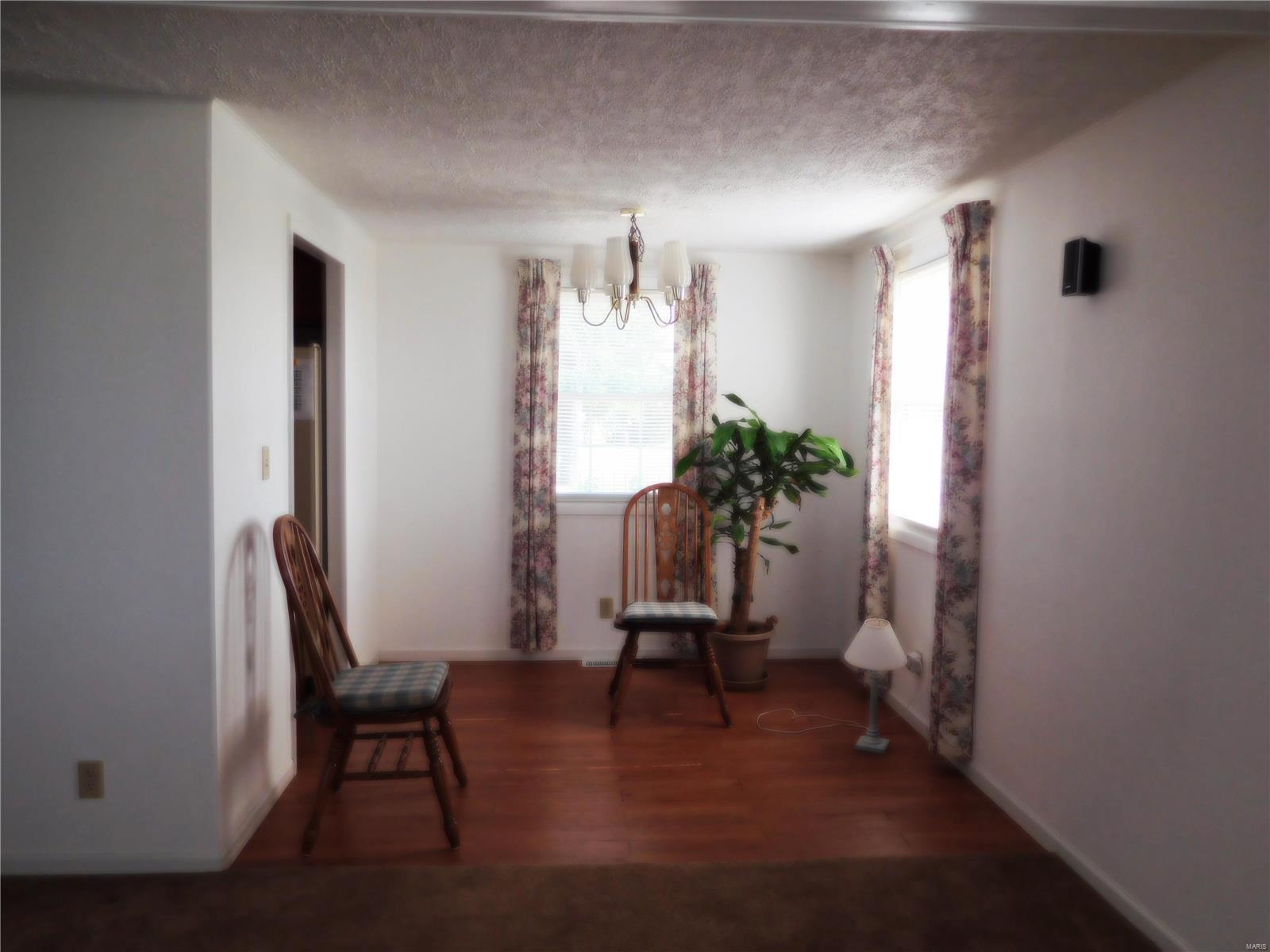 204 West Pocahontas Road Highland, IL 62249 - Photo 11 of 14