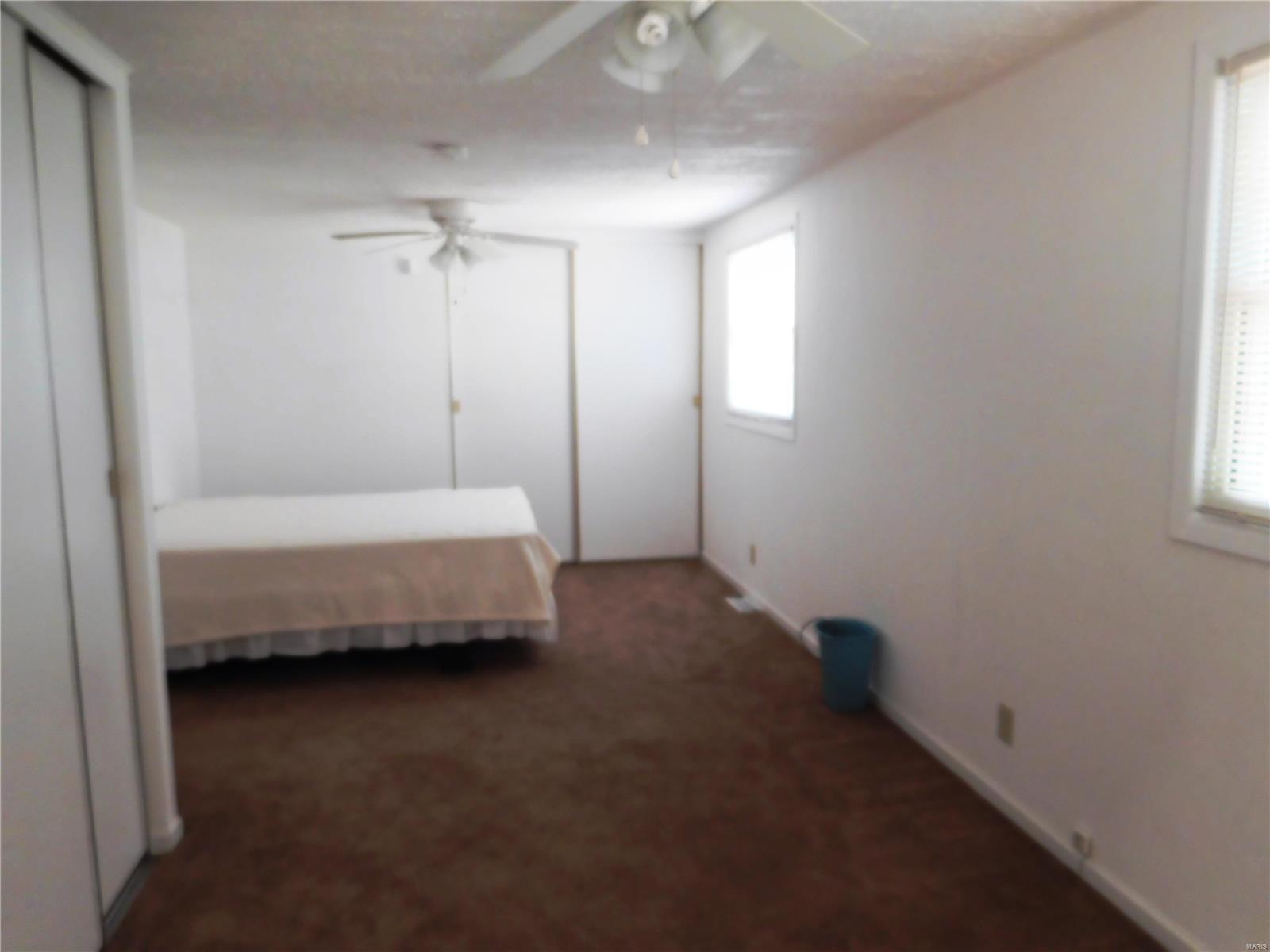 204 West Pocahontas Road Highland, IL 62249 - Photo 7 of 14