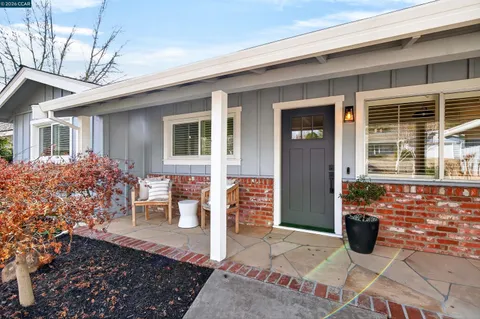 $1,595,000 | 19 Lance Court, Moraga, CA 94556