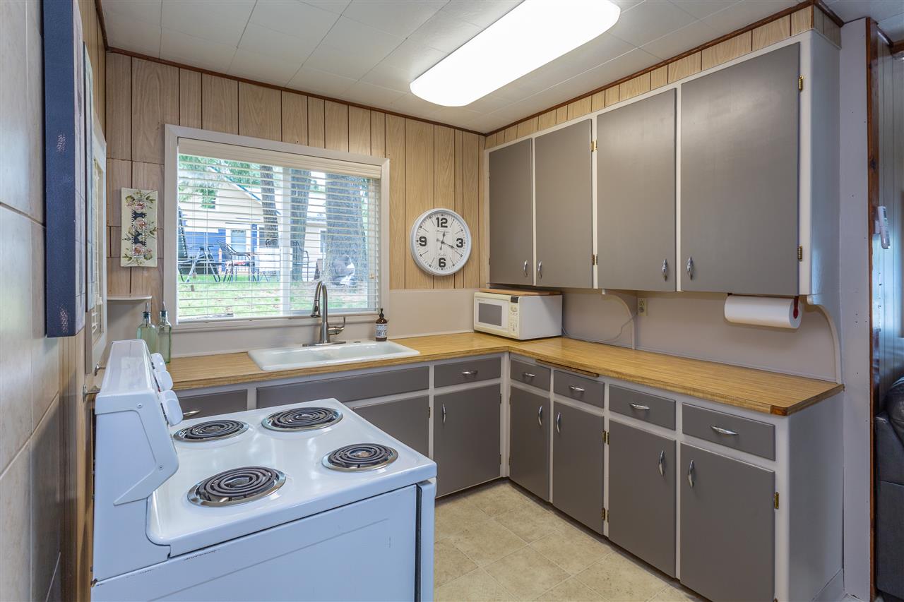 4169 Park Road Loon Lake, WA 99148 - Photo 10 of 20 Gallery Image 10
