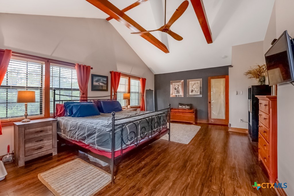 805 Sunrise Trail Spring Branch, TX 78070 - Photo 16 of 25 a living room with furniture and a wooden floor