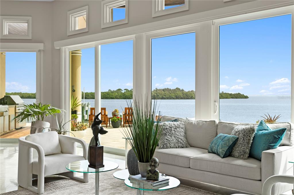 2279 Mermaid Point Northeast St. Petersburg, FL 33703 - Photo 19 of 100