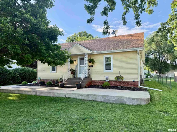 $125,000 | 303 West South Street, Abingdon, IL 61410