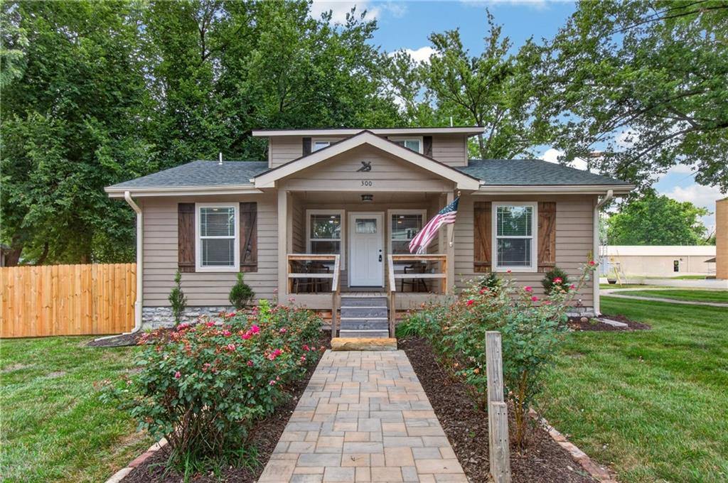 300 West Pine Street Butler, MO 64730 - Photo 3 of 41