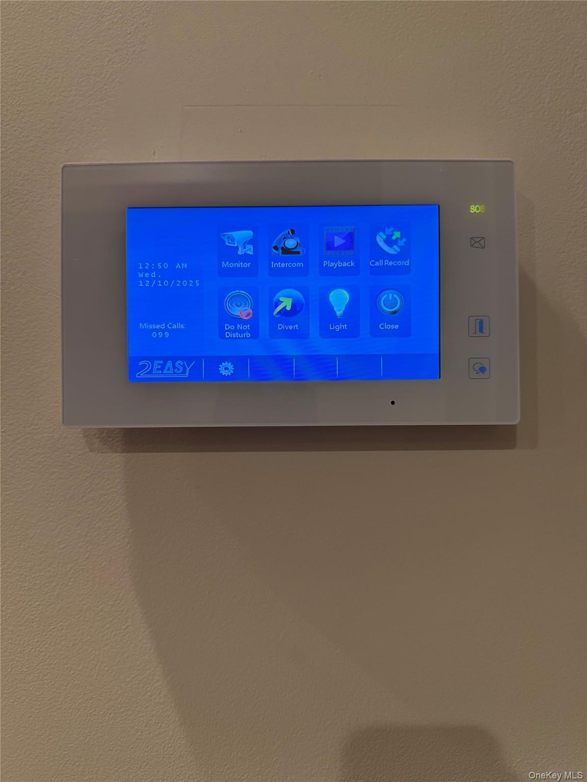 337 Main Street, Unit 2F Poughkeepsie, NY 12601 - Photo 24 of 25 a view of a car garage