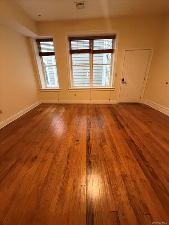 $2,200 | 337 Main Street, Unit 2F, Poughkeepsie, NY 12601