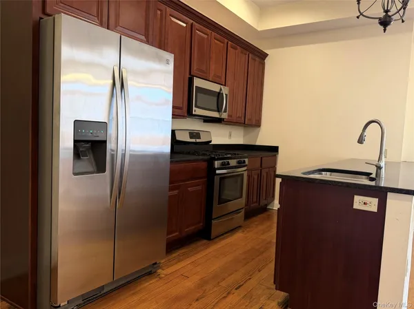 view of an entrance door of the house