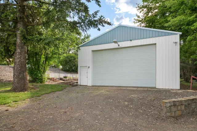 $559,000 | 47001 Highway 27, Tekoa, WA 99033