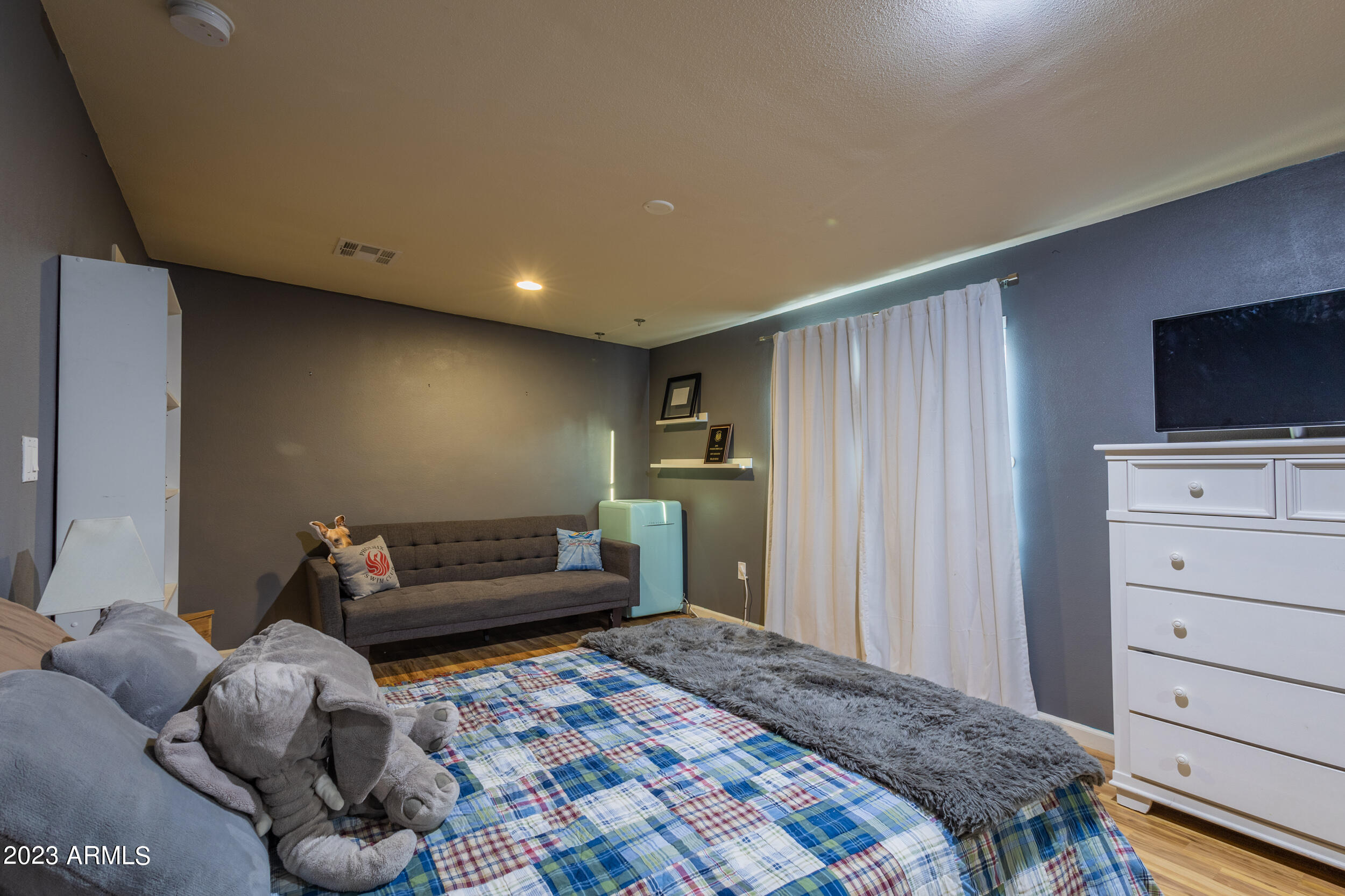 4333 East Cheery Lynn Road Phoenix, AZ 85018 - Photo 14 of 32 Bedroom 2