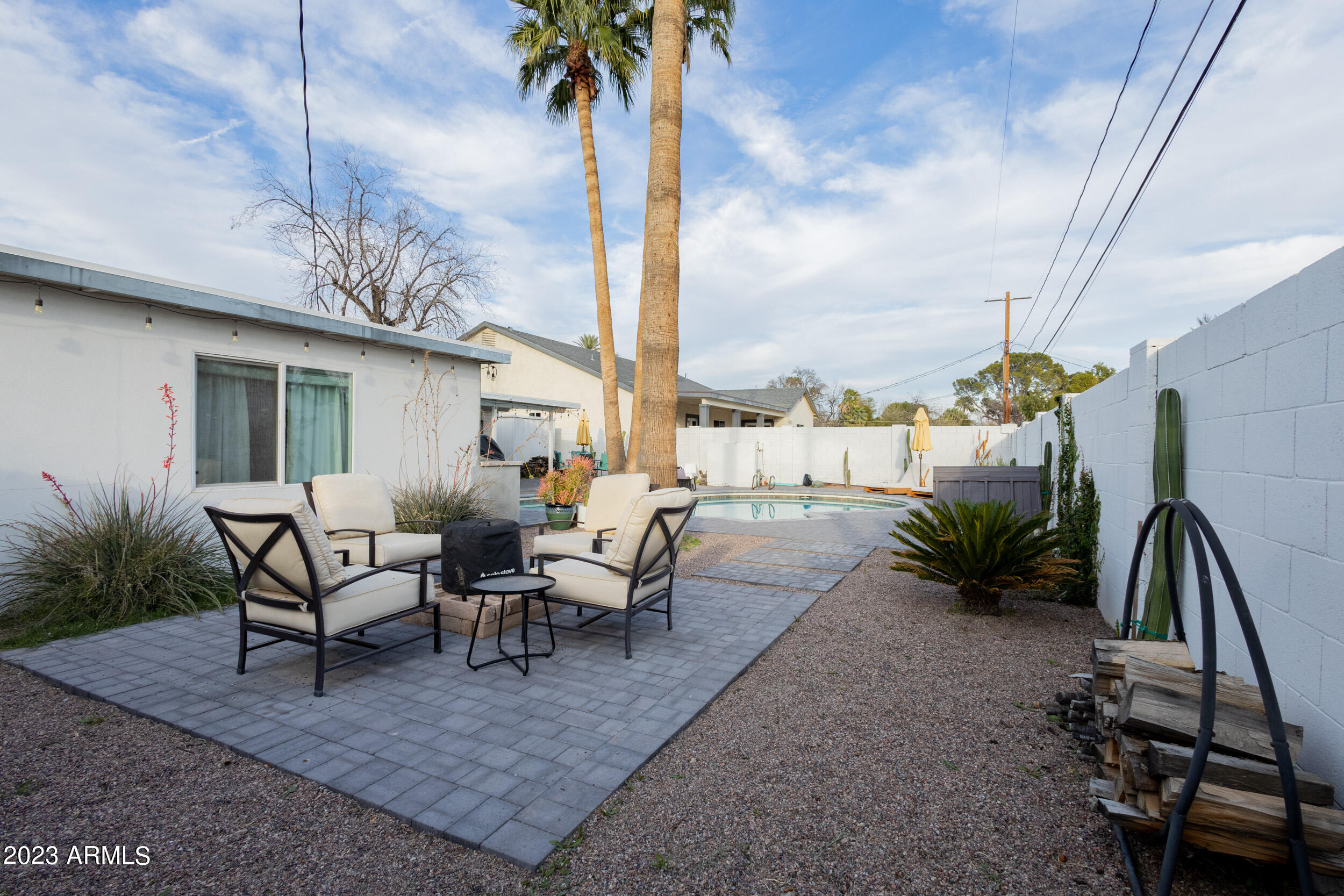 4333 East Cheery Lynn Road Phoenix, AZ 85018 - Photo 29 of 32 Outdoor entertaining area