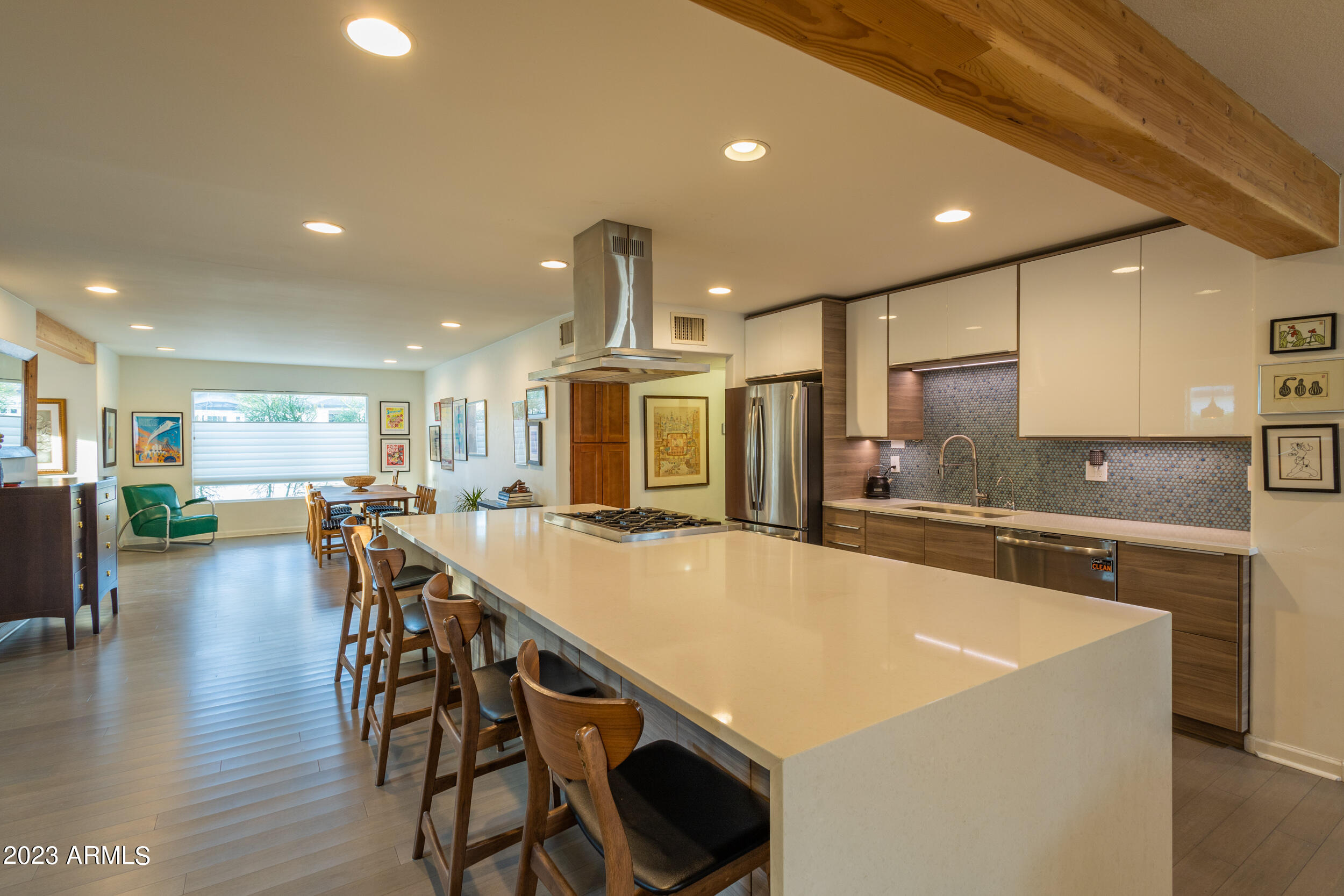 4333 East Cheery Lynn Road Phoenix, AZ 85018 - Photo 4 of 32 Breakfast Bar
