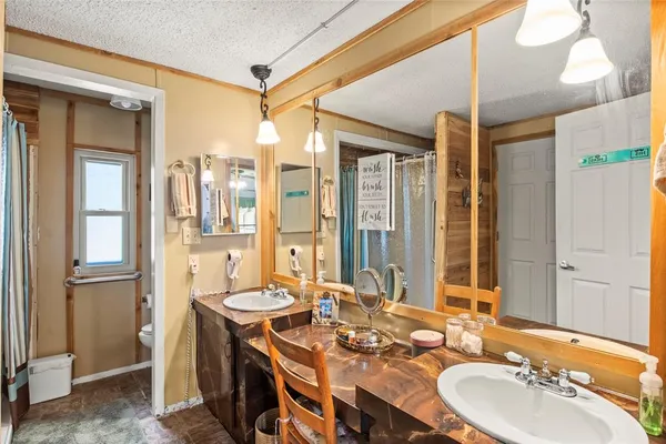 $605,000 | 14802 North 3rd Street, Scurry, TX 75158