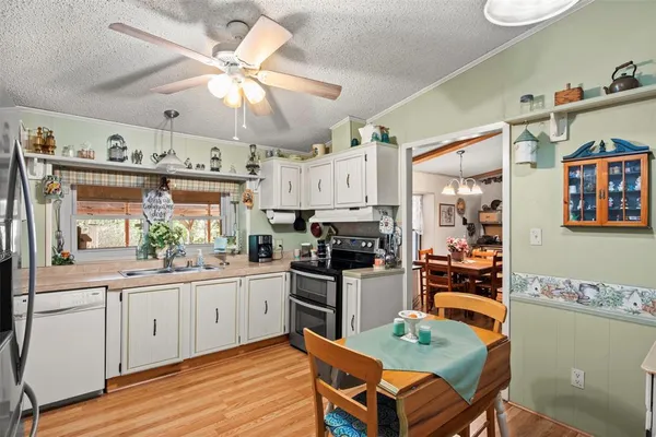 $605,000 | 14802 North 3rd Street, Scurry, TX 75158