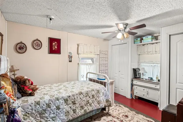 $605,000 | 14802 North 3rd Street, Scurry, TX 75158