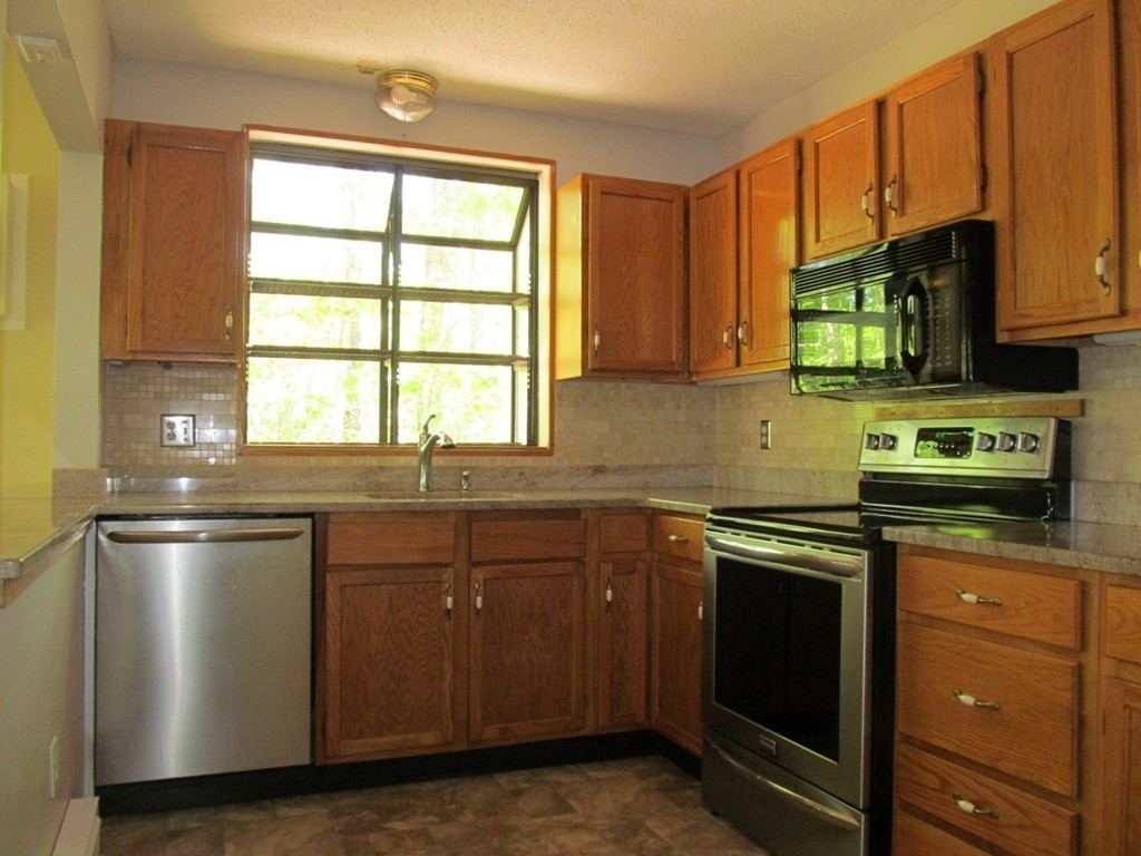 14 Round House Road, Unit 14 Bourne, MA 02532 - Photo 8 of 18