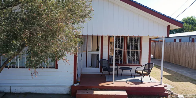 $175,000 | 2507 Flores Avenue, Laredo, TX 78040