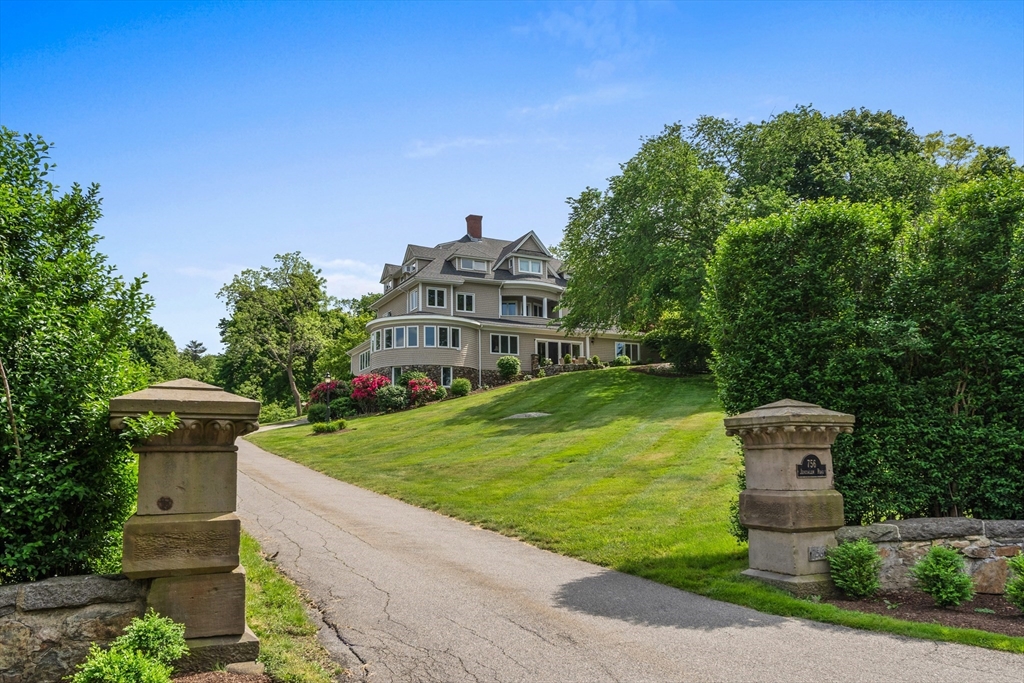 756 Jerusalem Road, Unit 2 Cohasset, MA 02025 - Photo 1 of 33