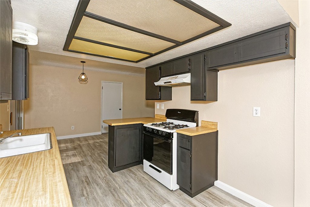 11542 Chimayo Road Apple Valley, CA 92308 - Photo 11 of 20